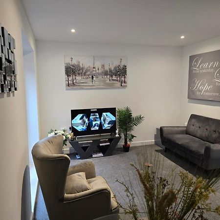 Well-Preserved 2 Bedroom Flat Apartment Around Ricoh Arena-Coventry City Fc Exterior foto